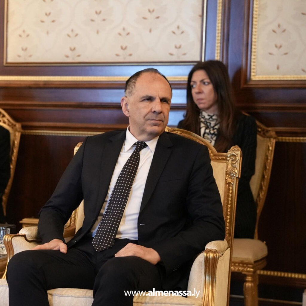 ext Recovered.jpg3 المنفي ووزير خارجية اليونان يبحثان تطوير التعاون وإحياء اللجنة المشتركة وترسيم الحدود البحرية