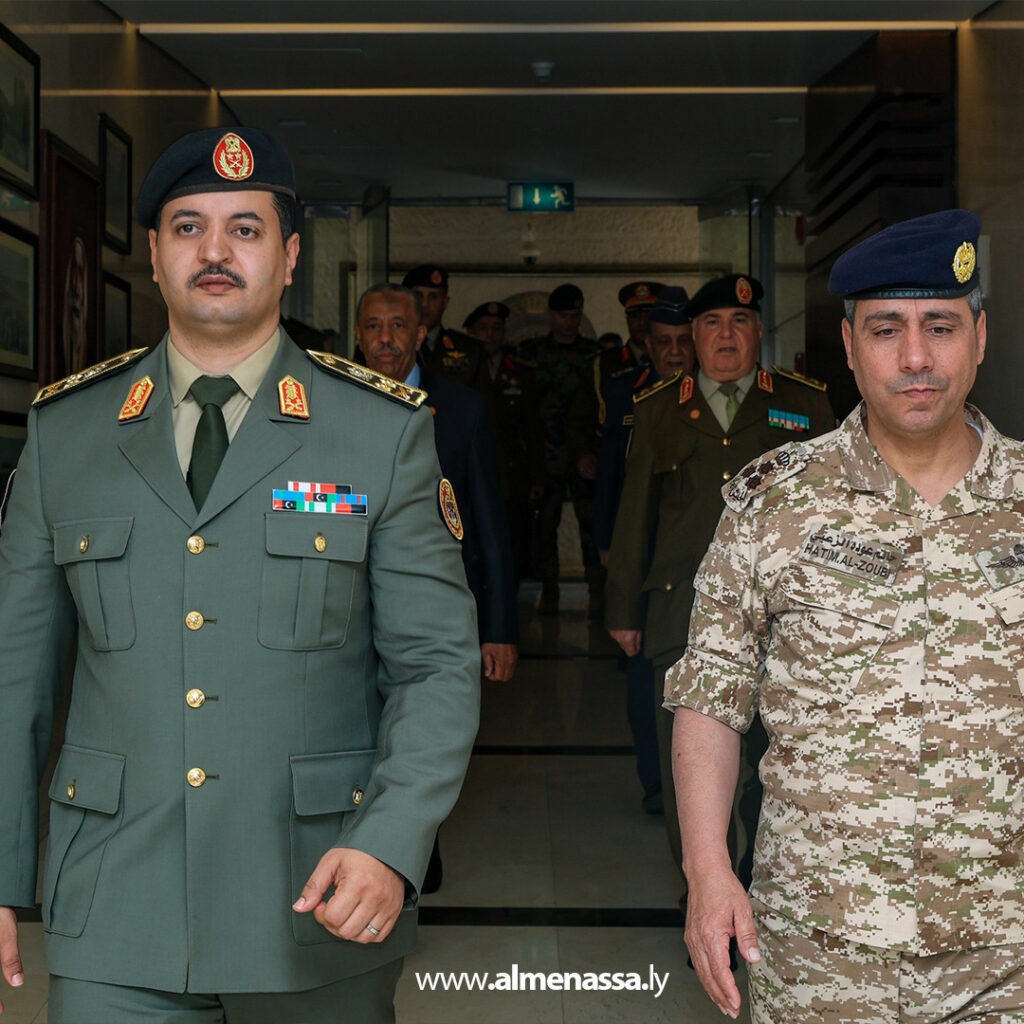 ext Recovered.jpg8 رئيس الأركان العامة يطلع على منظومة إدارة الأزمات الأردنية ويبحث آليات العمل في الحالات الطارئة