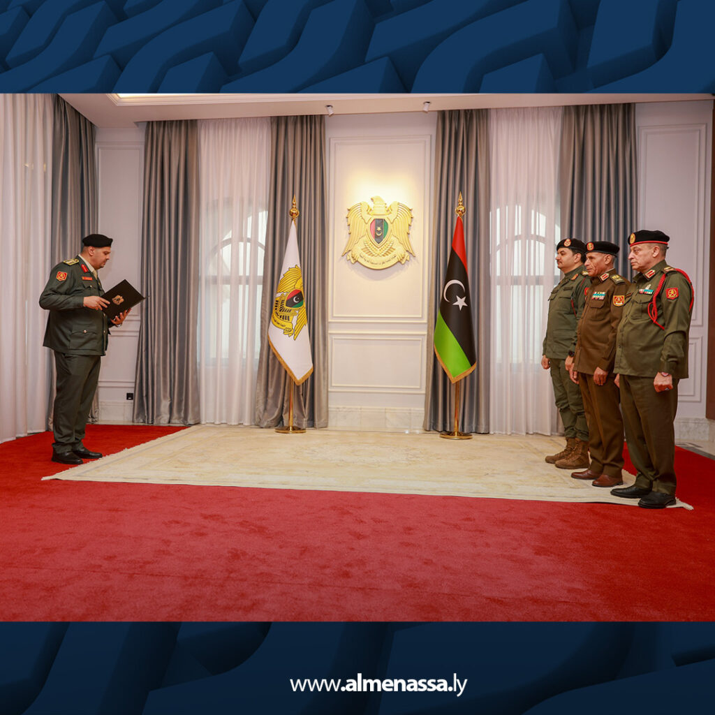 نائب القائد العام يثمّن جهود اللواء أحمد سالم واللواء المبروك سحبان ويكرّمهما 3 extra Recovered 2.jpg3 2