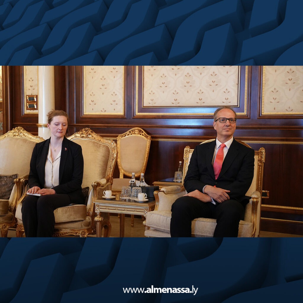 extra Recovered 75.jpg3 75 المنفي يبحث مع السفير البريطاني المسار السياسي وتوحيد المؤسسة العسكرية