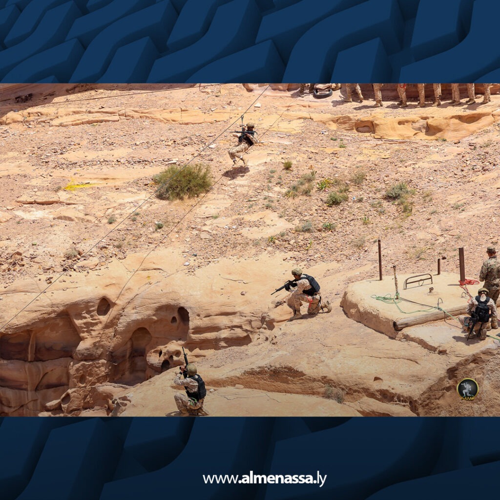 extra Recovered 89.jpg2 89 الفريق أول ركن خالد حفتر يتابع تدريبات منتسبي القوات المسلحة الليبية في الأردن