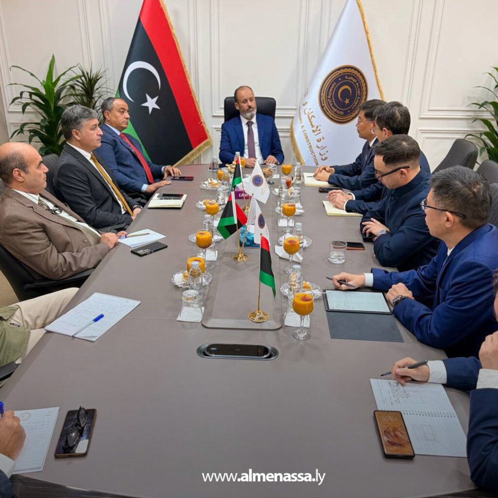 وزير الإسكان يبحث مع شركة صينية مشروع 20 ألف وحدة ببنغازي وتوسيع مشاريع الإسكان 1 extra Recovered Recovered 2.jpg1 2 وزير الإسكان يبحث مع شركة صينية مشروع 20 ألف وحدة ببنغازي وتوسيع مشاريع الإسكان
