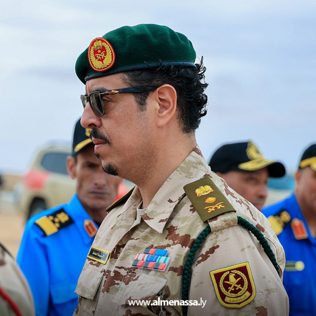 Extra 1.jpg17 1 نائب القائد العام يحضر المناورات البحرية ضمن “درع الكرامة 2” واستعراض جاهزية القوات البحرية