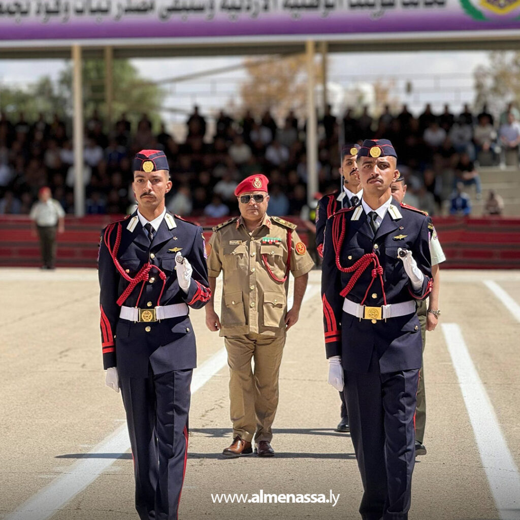 Extra 17.jpg5 17 الأمين العام للقيادة العامة يحضر تخريج 94 ضابطًا ليبيًا بالأردن ويشيد بكفاءة التأهيل العسكري والأكاديمي