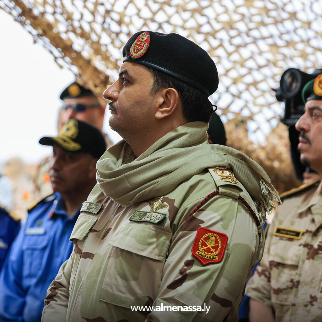 Extra 2.jpg14 2 نائب القائد العام يحضر المناورات البحرية ضمن “درع الكرامة 2” واستعراض جاهزية القوات البحرية
