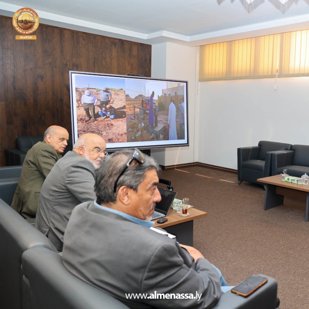 Extra 2.jpg5 2 النائب مصباح دومة يتابع نتائج مشروع المسح الإشعاعي مع مركز البحوث الصناعية