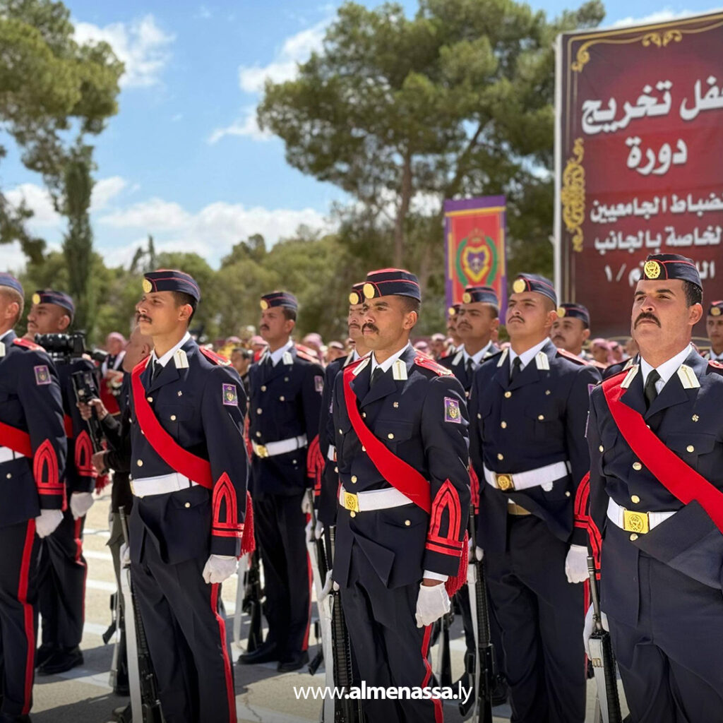 Extra 25.jpg4 25 الأمين العام للقيادة العامة يحضر تخريج 94 ضابطًا ليبيًا بالأردن ويشيد بكفاءة التأهيل العسكري والأكاديمي