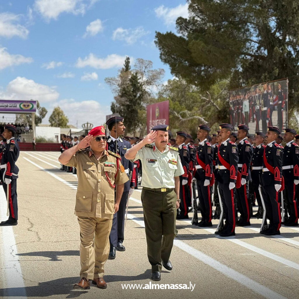 Extra 37.jpg2 37 الأمين العام للقيادة العامة يحضر تخريج 94 ضابطًا ليبيًا بالأردن ويشيد بكفاءة التأهيل العسكري والأكاديمي