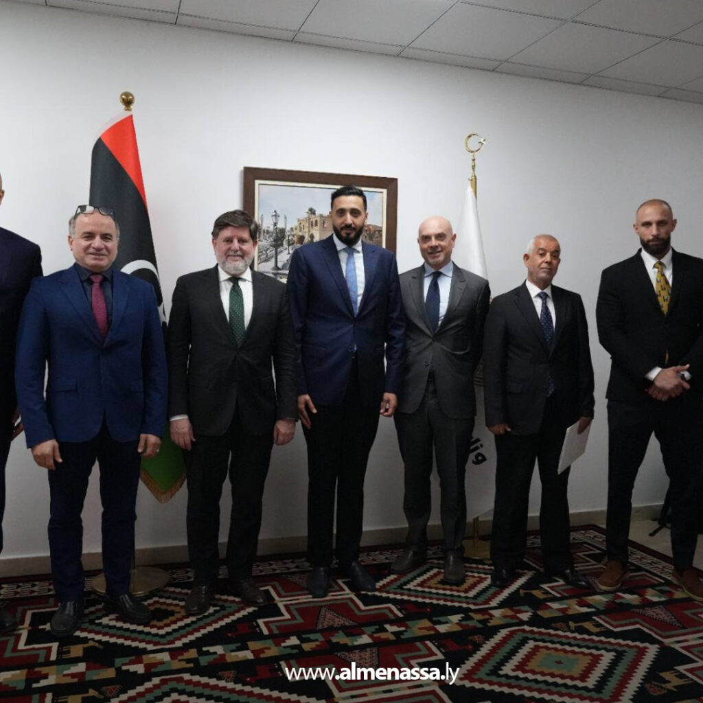 وزير الاقتصاد يبحث مع منظمة التعاون الاقتصادي تعزيز الاستثمار 2 Extra 113.jpg1 113 وزير الاقتصاد يبحث مع منظمة التعاون الاقتصادي تعزيز الاستثمار