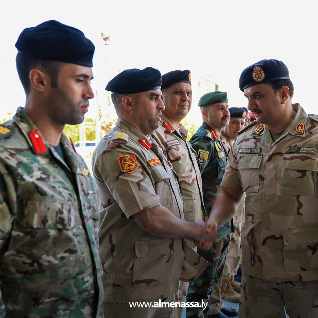 Extra 14.jpg5 14 نائب القائد العام يُكرم المشاركين في تمرين «فلينتلوك - ليبيا 2026»