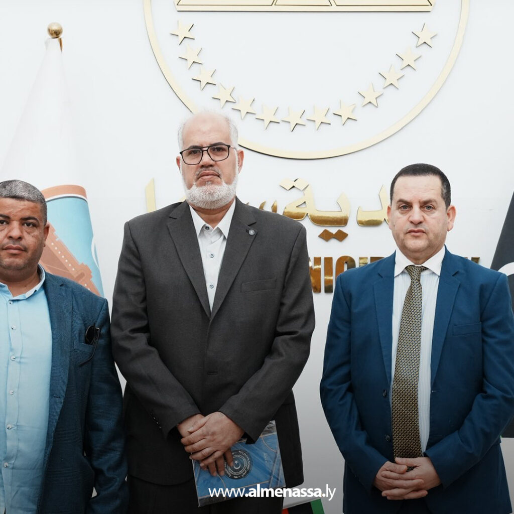 وزير الخارجية يبحث في سبها تعزيز الحضور الدبلوماسي والخدمات القنصلية بالمنطقة الجنوبية 4 Extra 17.jpg111 17 وزير الخارجية يبحث في سبها تعزيز الحضور الدبلوماسي والخدمات القنصلية بالمنطقة الجنوبية
