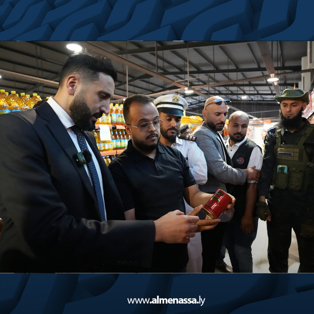 Extra 24.jpg3 24 وزير الاقتصاد يتابع أوضاع الأسواق في عين زارة وتاجوراء ويؤكد استمرار إجراءات تصحيح الأسعار