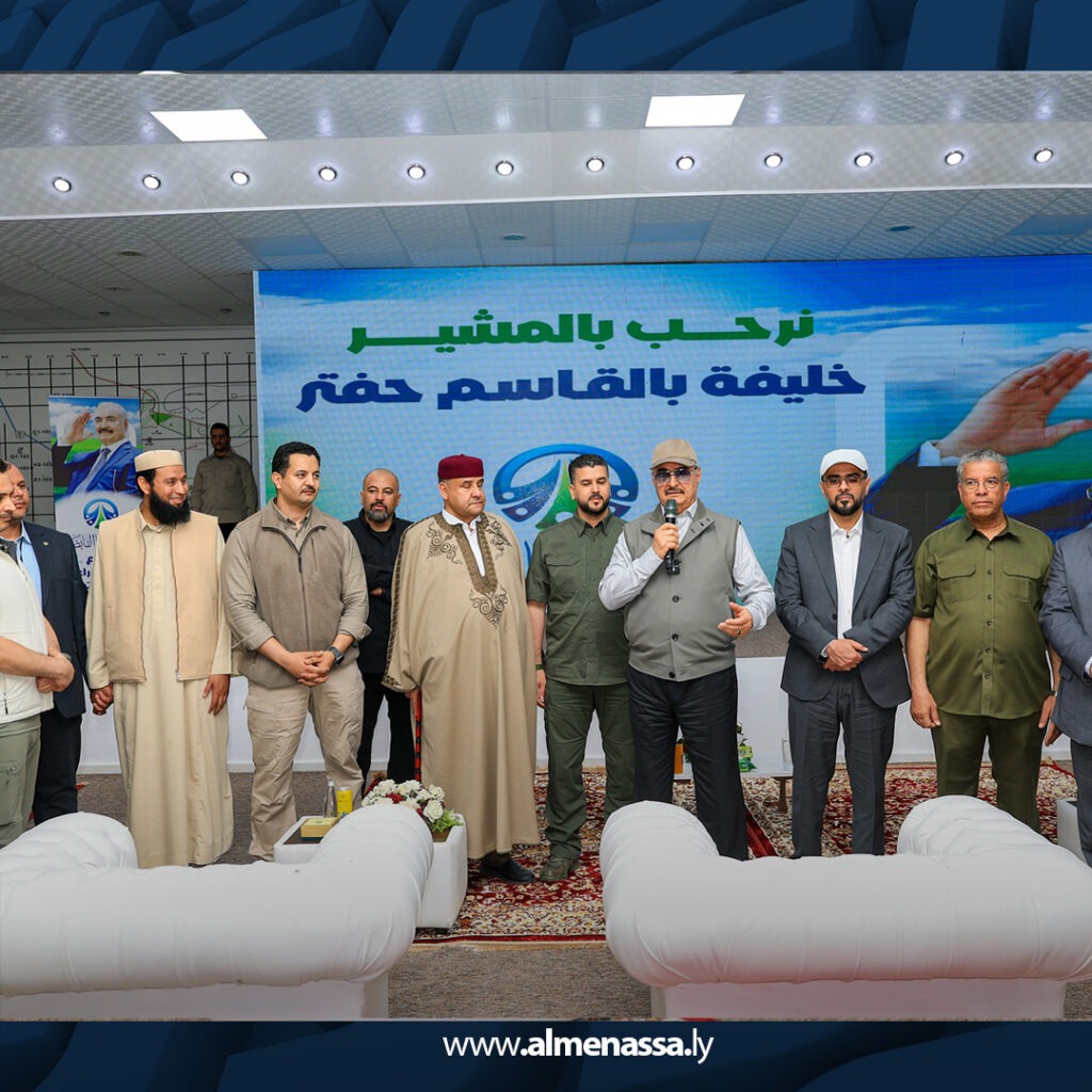 Extra 3.jpg14 3 القائد العام يجري زيارة تفقدية إلى موقع مشروع الصحابي الزراعي بمنطقة الواحات