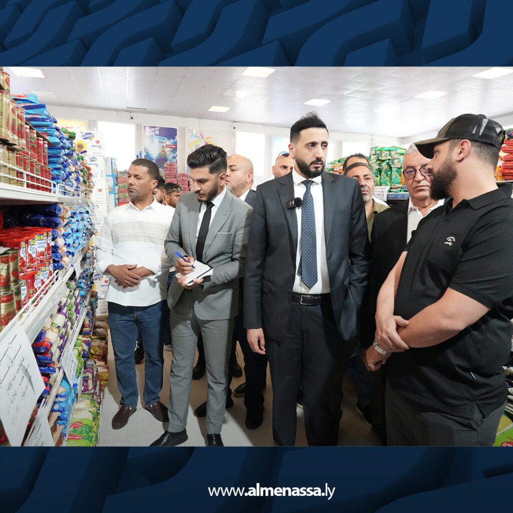 Extra 34.jpg2 34 وزير الاقتصاد يتابع أوضاع الأسواق في عين زارة وتاجوراء ويؤكد استمرار إجراءات تصحيح الأسعار