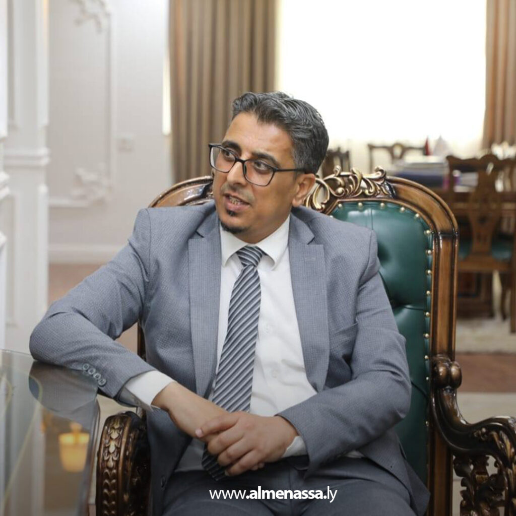 Extra 59.jpg1 59 الكيلاني تبحث أوضاع العاملين بوزارة الشؤون الاجتماعية