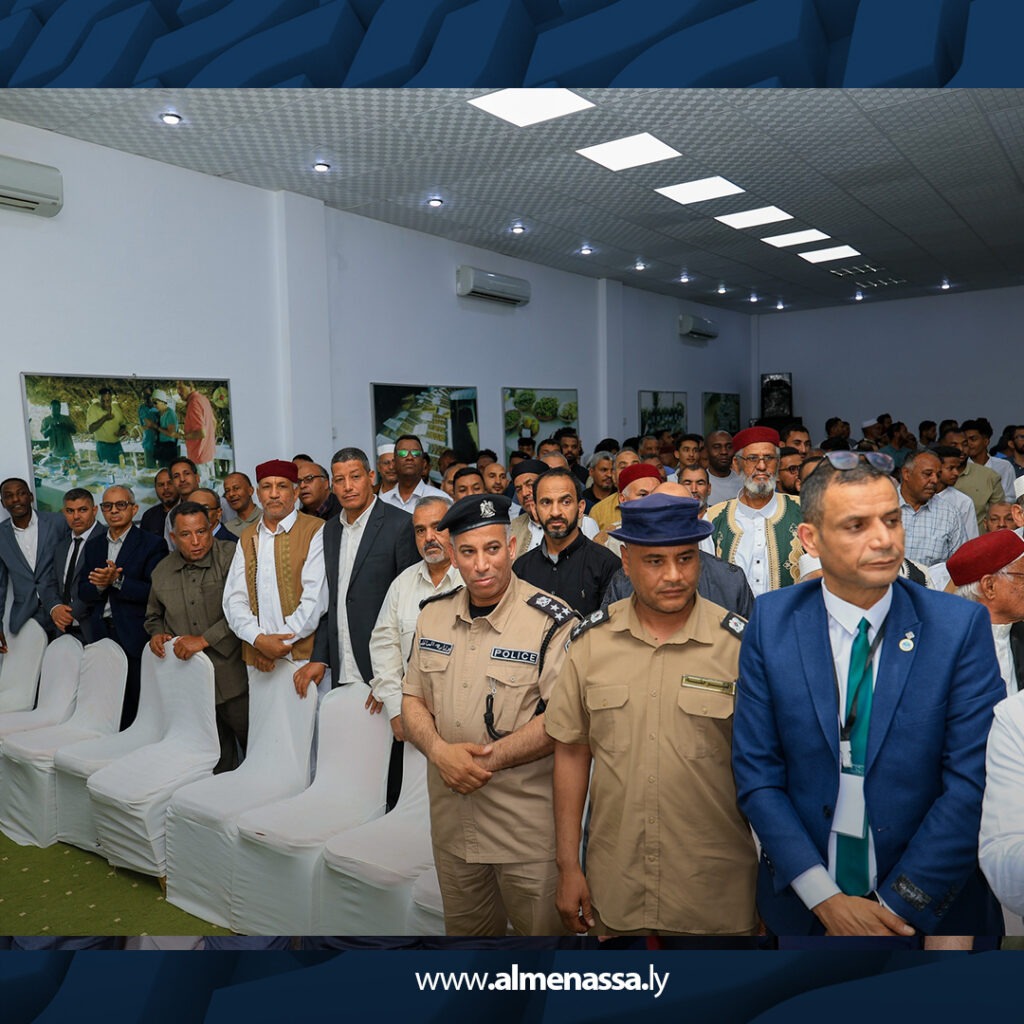 Extra .jpg30 القائد العام يجري زيارة تفقدية إلى موقع مشروع الصحابي الزراعي بمنطقة الواحات