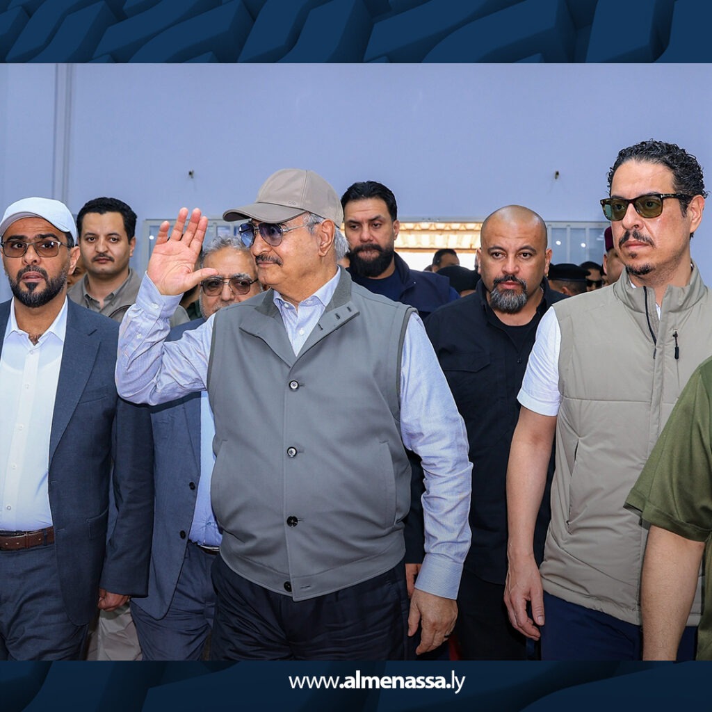 Extra .jpg31 القائد العام يجري زيارة تفقدية إلى موقع مشروع الصحابي الزراعي بمنطقة الواحات