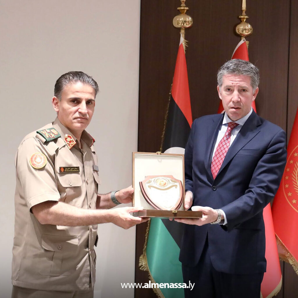 Extra 13.jpg1 13 النمروش يبحث مع مسؤولين أتراك توسيع التعاون العسكري وبرامج التدريب بين البلدين