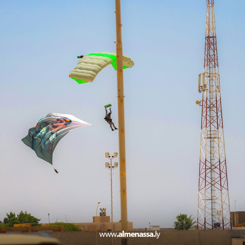 Extra 6.jpg3 6 نائب القائد العام يجري زيارة تفقدية إلى مقر لواء العبور