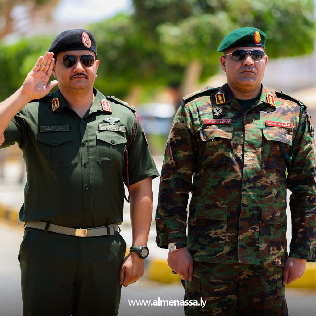 Extra.jpg14 نائب القائد العام يجري زيارة تفقدية إلى مقر لواء العبور