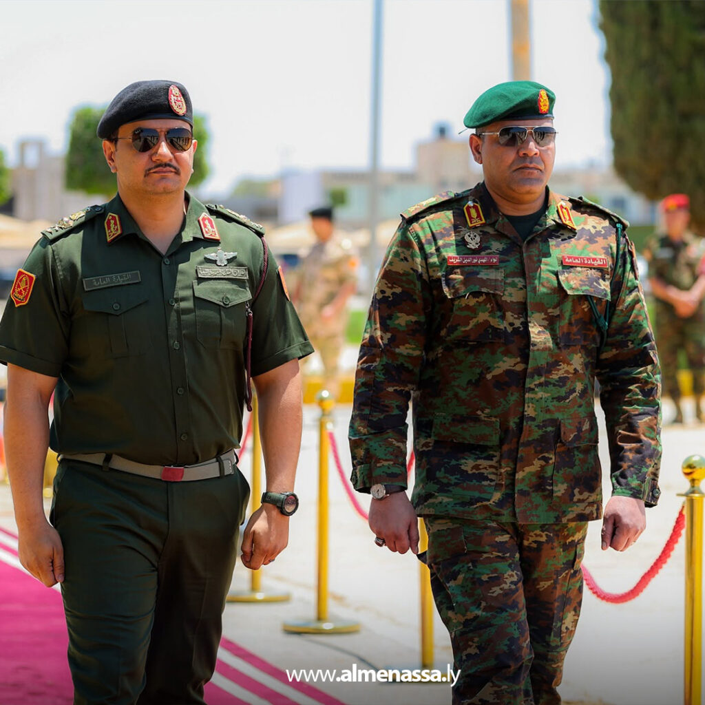 Extra.jpg18 نائب القائد العام يجري زيارة تفقدية إلى مقر لواء العبور