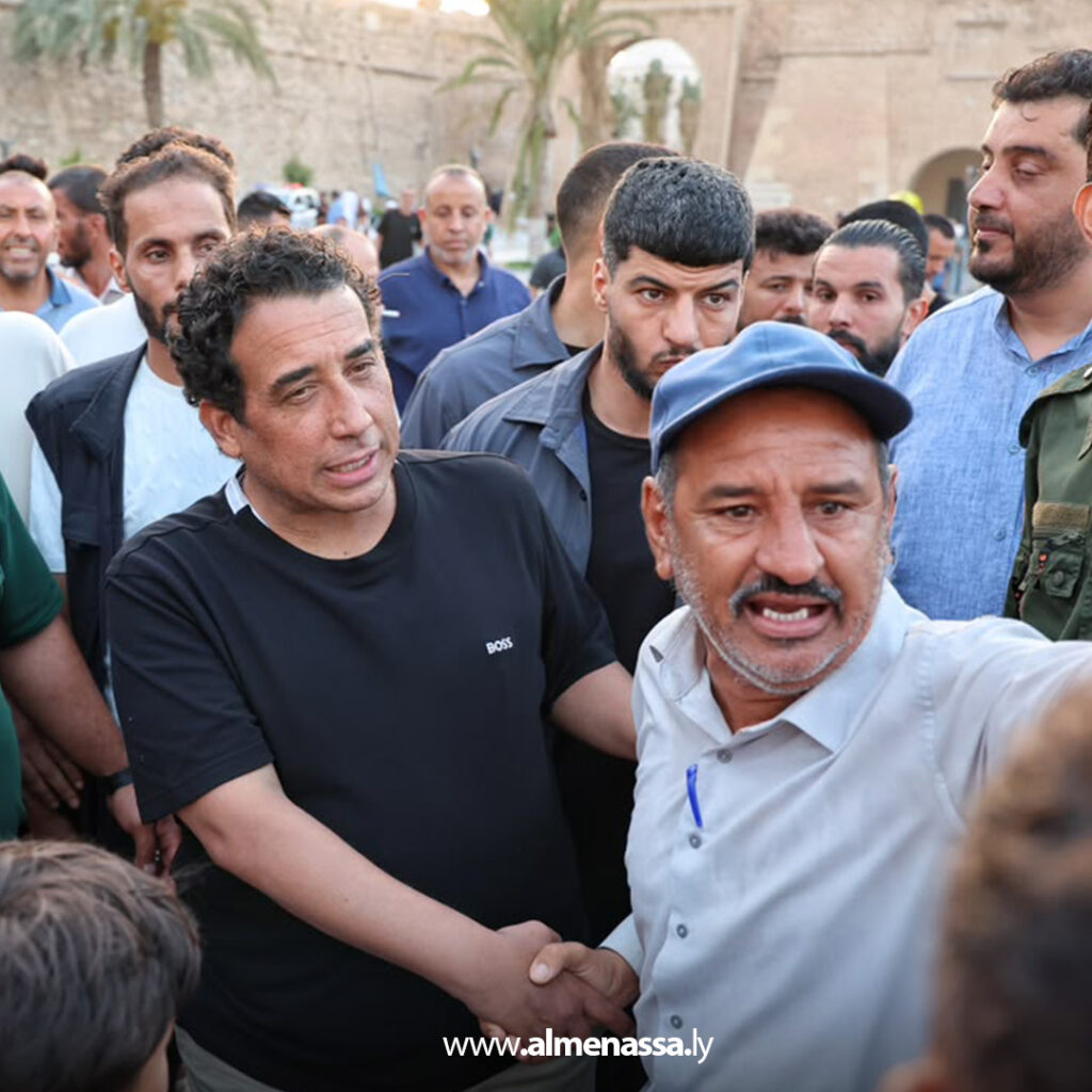 المنفي يجري جولة ميدانية في طرابلس ويؤكد على دعم حق التظاهر السلمي وتنظيم ملف الهجرة غير الشرعية 4 Extra.jpg36 المنفي يجري جولة ميدانية في طرابلس ويؤكد على دعم حق التظاهر السلمي وتنظيم ملف الهجرة غير الشرعية