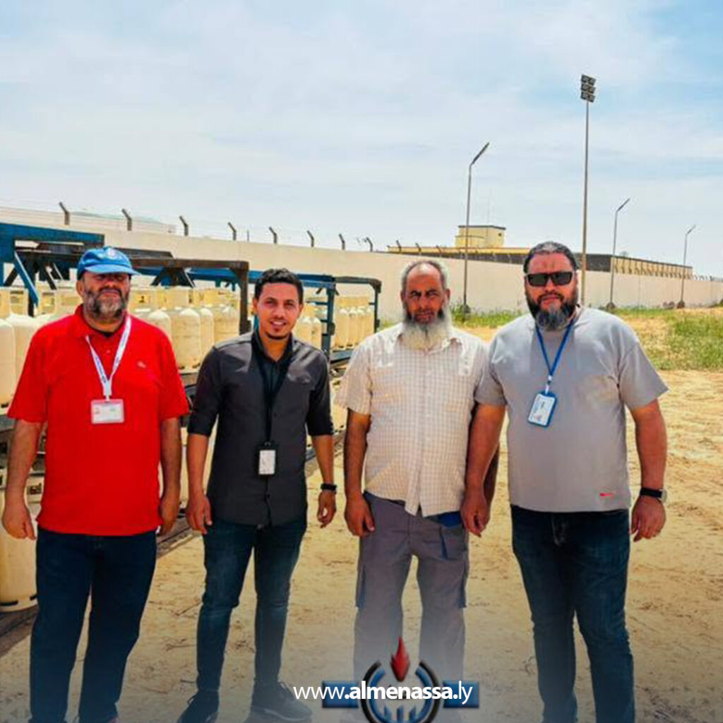 Extra 15.jpg111 15 بدء توزيع أسطوانات الغاز للمواطنين في مدينة أجدابيا