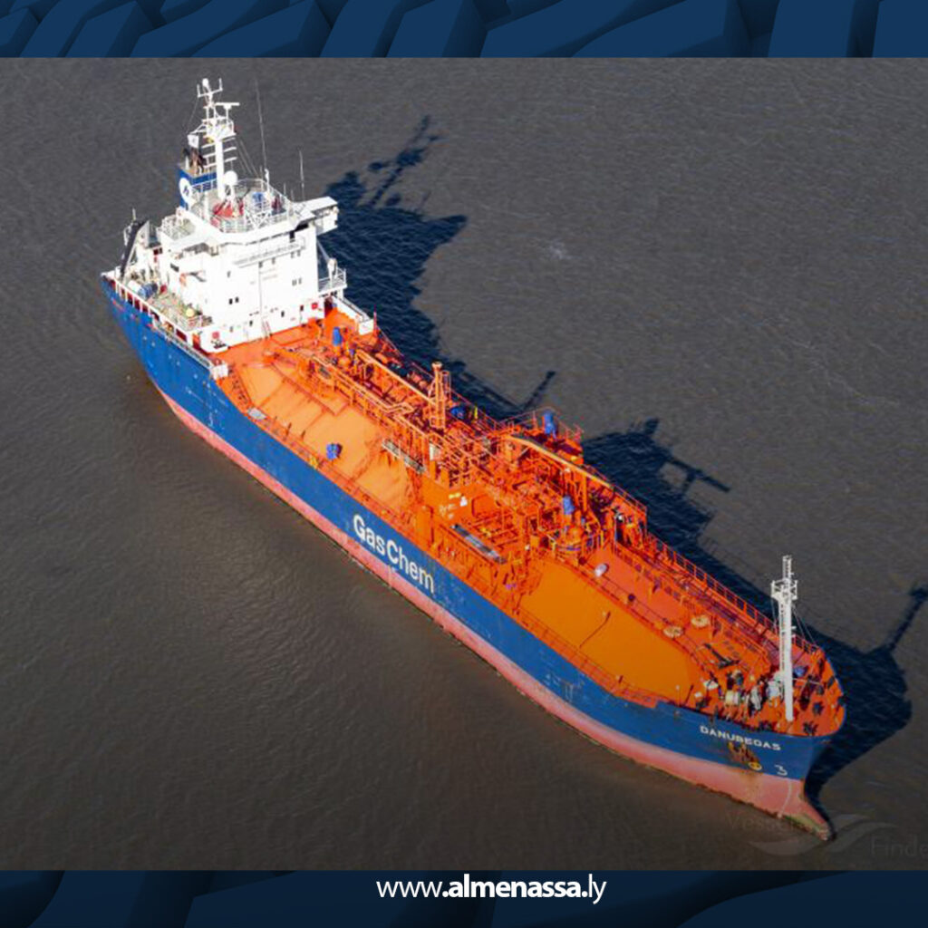 extra Recovered.jpg08 انتعاش مكثف في حركة ناقلات الوقود والغاز بالموانئ الليبية لتأمين احتياجات السوق المحلي